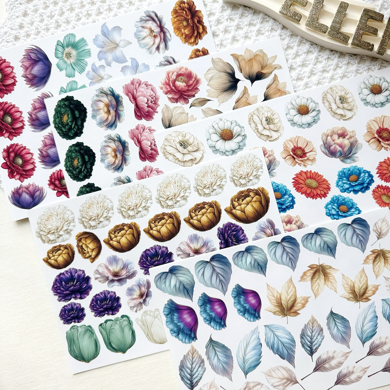 A588+A589+A590+A591+A592 - Leaf and Flowers